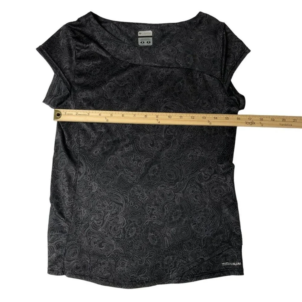 Columbia Women's Black and Grey Titanium Athletic‎ Top Size Small - Picture 4 of 9